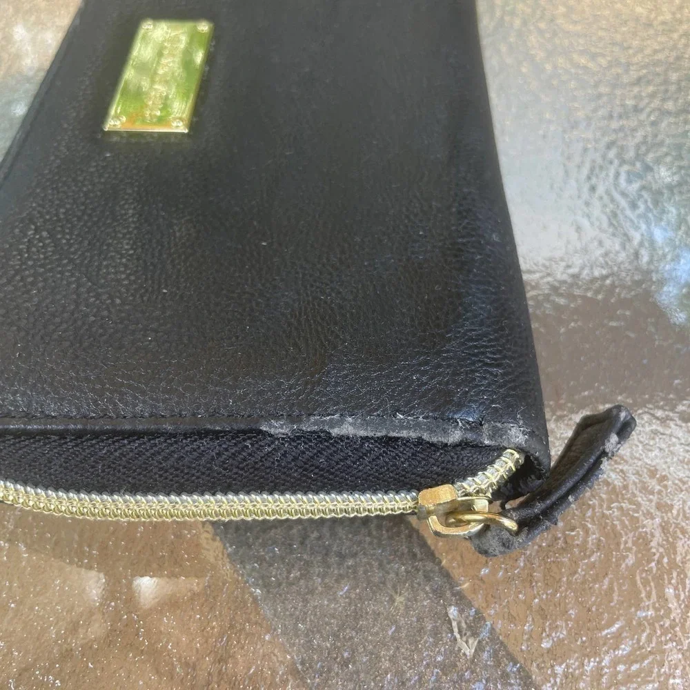 Steve Madden Black Leather Full Size Zip-Around  Wallet